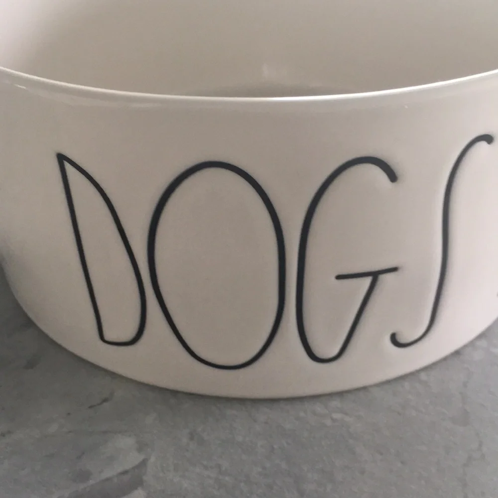 🎉HP🎉🆕Rae Dunn DOGS RULE Dish